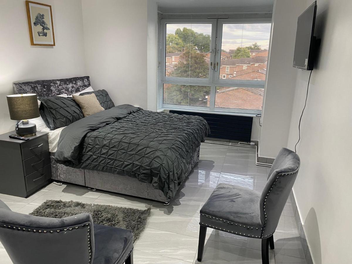 Luxurious 2-Bed Apartment In Woolwich Londra Exterior foto