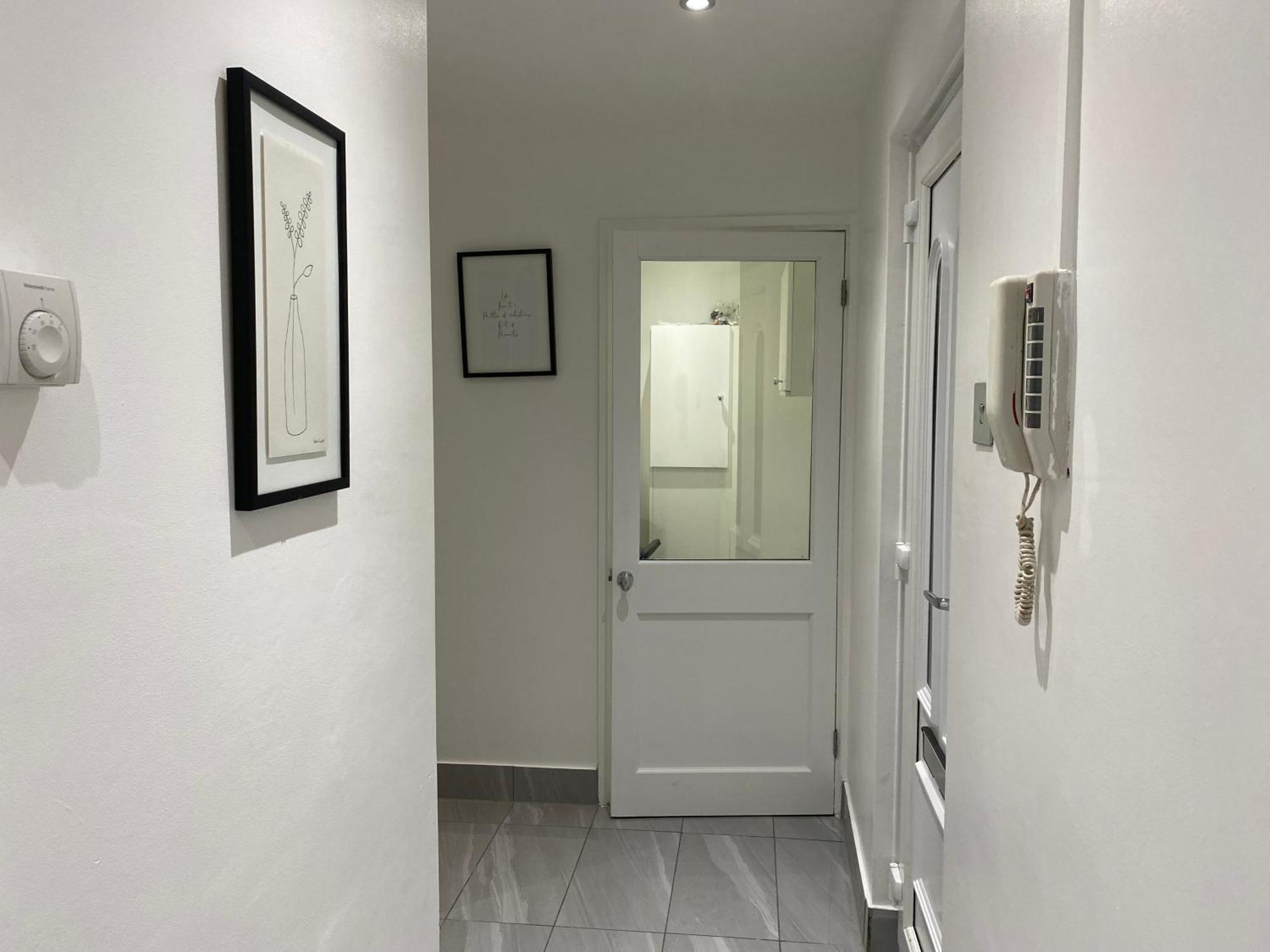 Luxurious 2-Bed Apartment In Woolwich Londra Exterior foto