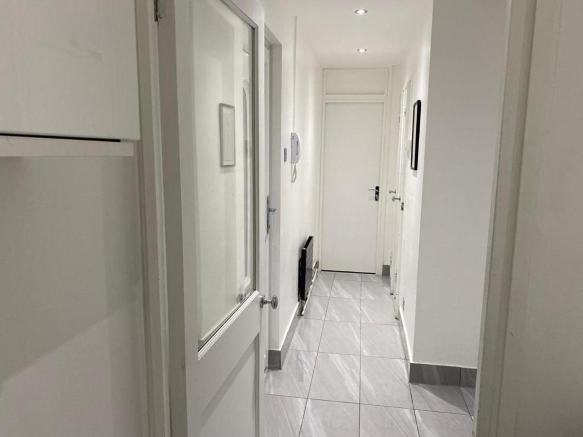 Luxurious 2-Bed Apartment In Woolwich Londra Exterior foto